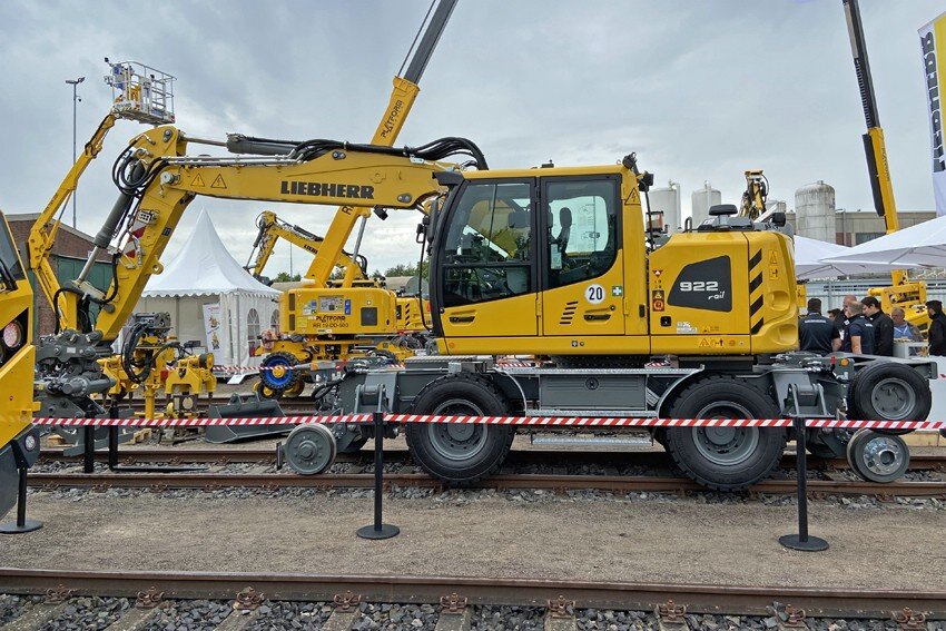 LIEB-Liebherr A 922 ZW_0008