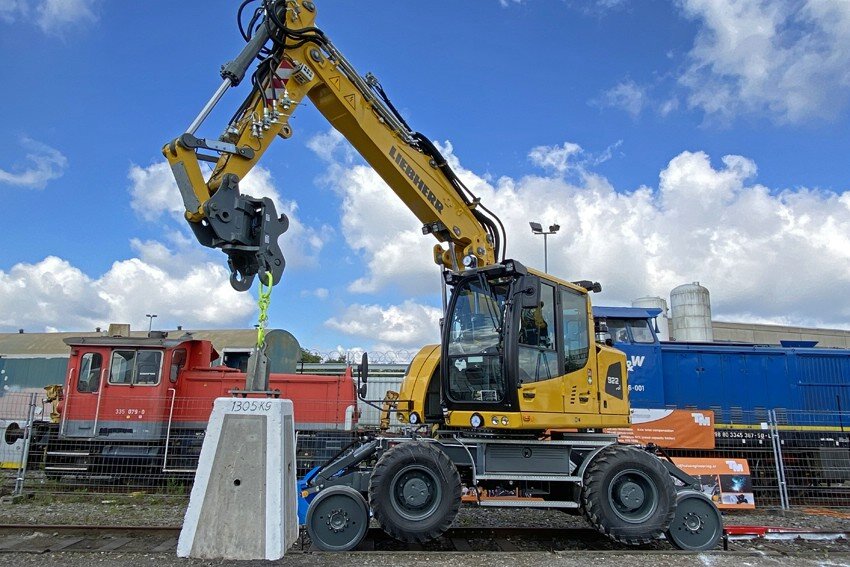 LIEB-Liebherr A 922 ZW_0010