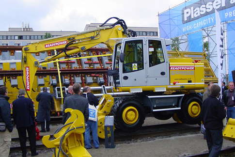 ATTE-ZW-Bagger Gigarailer 2804