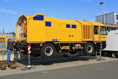 VACA-Spark-Rail_3_0002